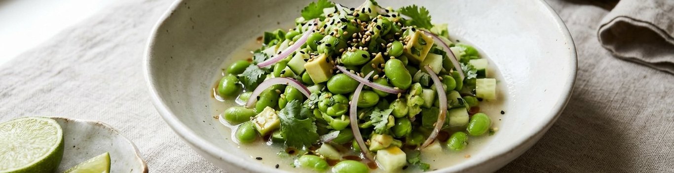 Ceviche de edamame con leche de tigre de coco